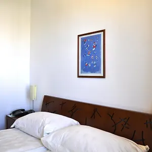 Landhus 3*, Zürich Zwitserland