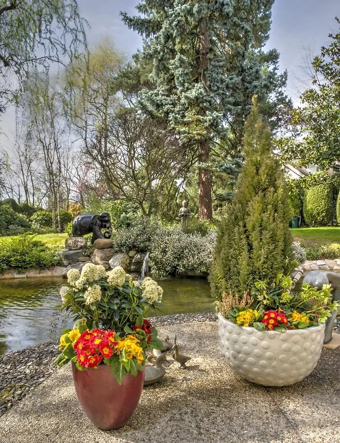 **** Guest house Villa Esprit3 Geneva Switzerland
